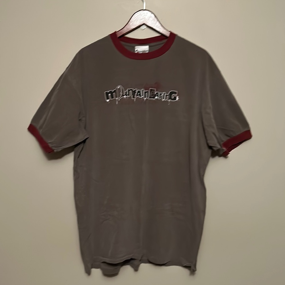 Disney men’s T-shirt. XL. Mountaineering on front. Discounted shipping